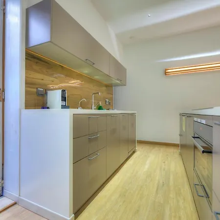 Dom wakacyjny Eco-friendly & Spacious 1bedroom Townhouse Pcut1-1 *