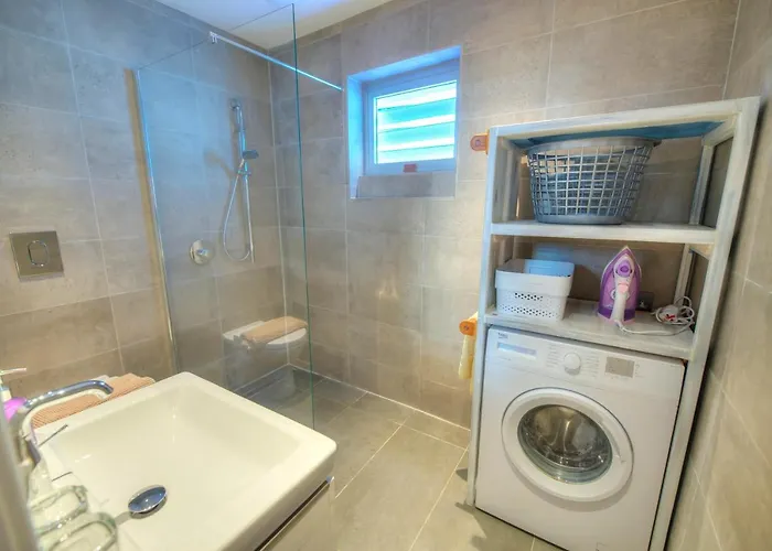 Holiday home Eco-friendly & Spacious 1bedroom Townhouse Pcut1-1 Gzira